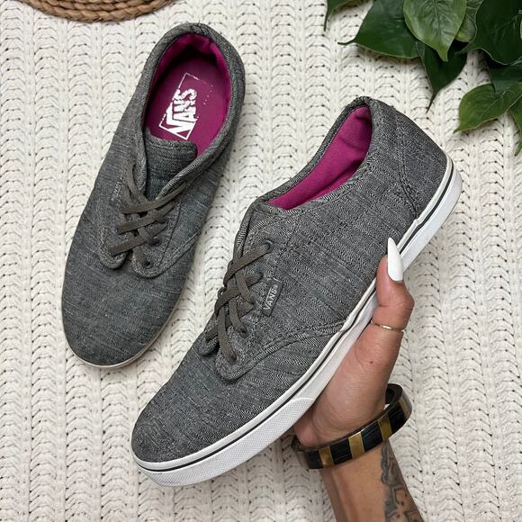 Vans| Woman’s lace up gray canvas low top sneakers - Picture 1 of 9